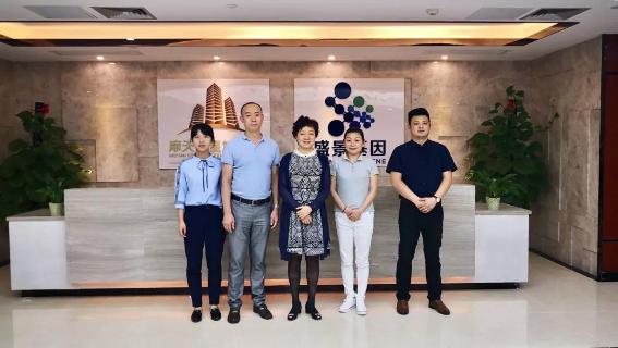 赣江南昌经开区领导受邀访问杏宇娱乐加速器，为优质项目落地南昌创造新机遇